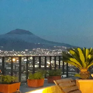 A Wonderful Penthouse In Appartement Naples